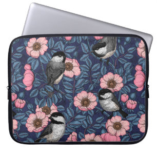 Kichererbsen in wilder Rose in Rosa und Blau Laptopschutzhülle