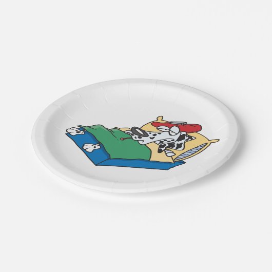 Kick Hund in Bed Pappteller (Schrägansicht)