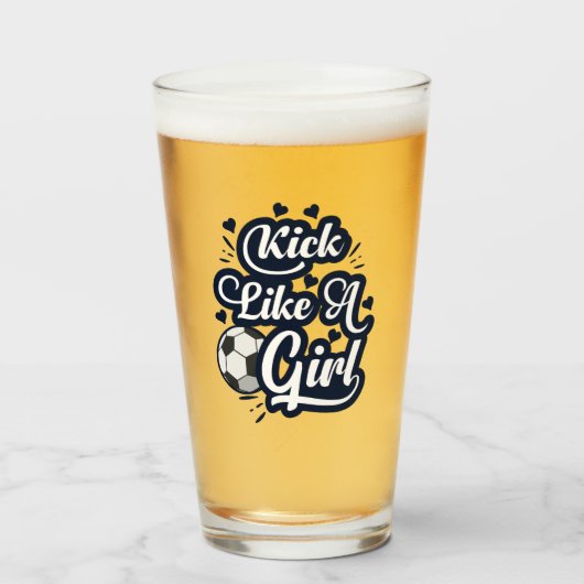 Kick like a Girl Glas (Vorne (Gefüllt))
