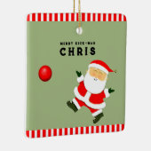 Kickball Player Holiday Gift Keramikornament (Rechts)