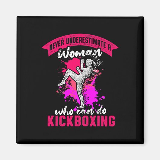 Kickboxende Frau Kickbox-Training  Magnet (Vorne)