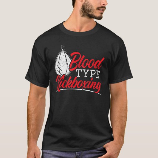 Kickboxer-Kämpfer gegen den Bluttyp MM T-Shirt (Vorderseite)