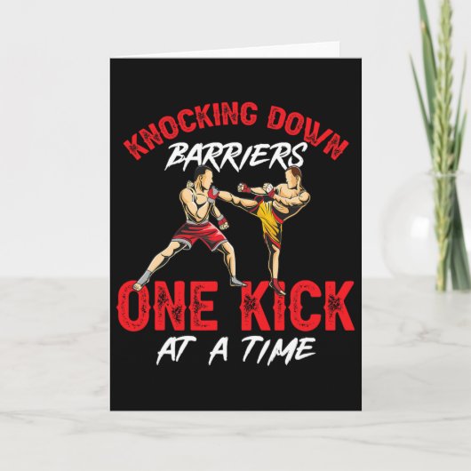 Kickboxing Kickboxer Knocking Down Byrriers One Ki Karte (Vorderseite)