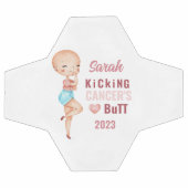 Kicken des Personalisierten Fußball-Balls für den  Fußball (Flach)