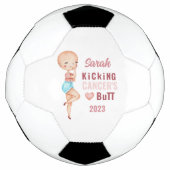 Kicken des Personalisierten Fußball-Balls für den  Fußball (Vorderseite)