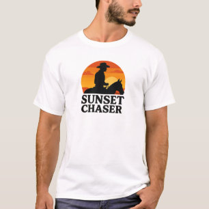 Kickin 'Dust Blacke Cowboy-Stiefel Grafik T-Shirt