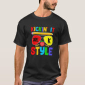 Kickin it Pre K Style Back to School Teacher Kids  T-Shirt (Vorderseite)