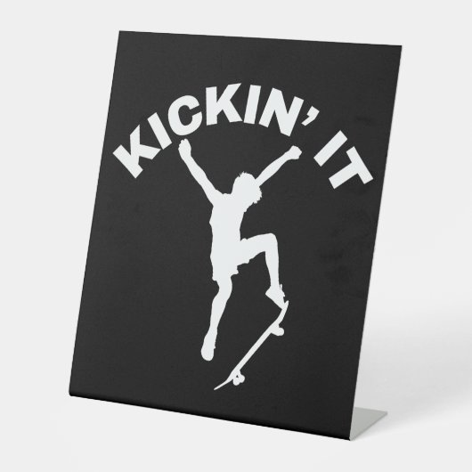 Kickin' It Sockelschild (Vorderseite)