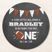Kicking The Big One | Football 1st Birthday Runder Pappuntersetzer (Vorderseite)