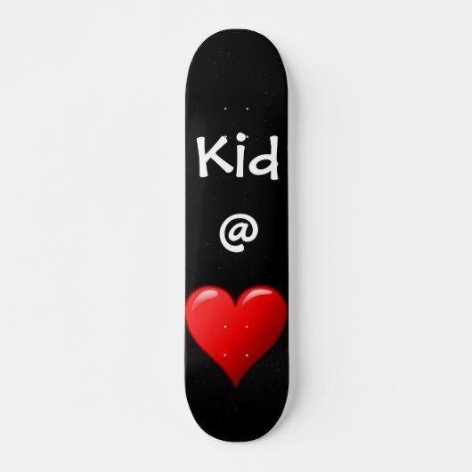 Kid @ Herz Skateboard (Vorne)