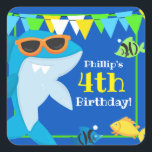 Kids Blue Shark Fintastic Birthday Quadratischer Aufkleber<br><div class="desc">Feiern Sie Ihren kleinen Hai zum Geburtstag! Dieses hübsche Blau mit Sonnenbrillen ist ein Hit für Ihr Party. Sämtliche Texte können auf der Einladung angepasst werden. Blasen und Fische sorgen für unterhaltsame Details. Ideal für alle Untersee-Party oder Hai-Party. Grafik nach PrettyGrafik.</div>