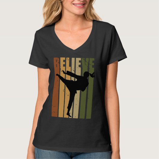 Kids Camouflage Retro Karate Motivating Believe Pr T-Shirt (Vorderseite)