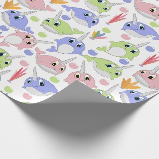 Kids Colorful Narwhals Geschenkpapier (Ecke)