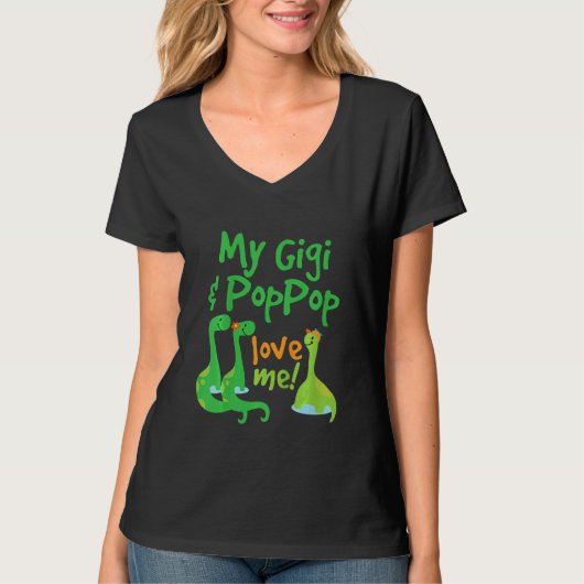 Kids Gigi and PopPop Love Me Grandchild Dinosaur T-Shirt (Vorderseite)