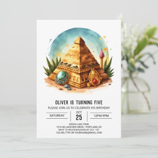 Kids Gold Pastel Pyramids Geburtstag Einladung (Stehend Vorderseite)