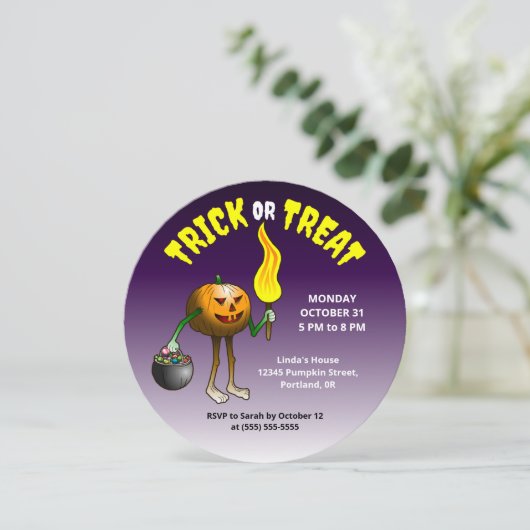 Kids Halloween Trick oder Treat Party Einladung (Stehend Vorderseite)