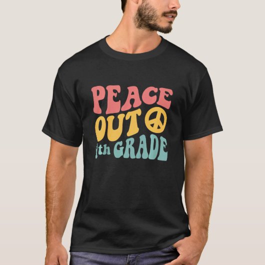 Kids Peace Out 4th Grade  Retro 70 s Last Day Of 4 T-Shirt (Vorderseite)