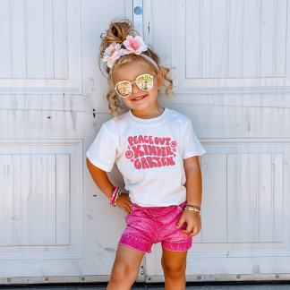 Kids Peace Out Kindergarten T - Shirt in Pink