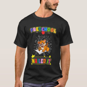 Kids Preschool nagelte It Kindergarten Pre K Gradu T-Shirt