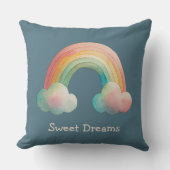 Kids Whimsical Pastel Rainbow in Clouds Kissen (Vorderseite)