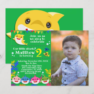 Kids Yellow Rainbow Shark Birthday Foto Einladung