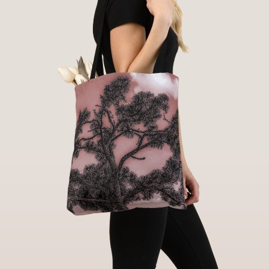 Kiefern- und Palmenbäume Silhouette  Tasche (Von Nahem)