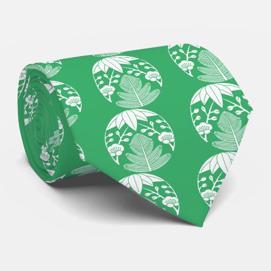 Kiefernbambusume Krawatte (Gerollt)