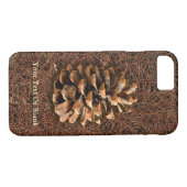 Kiefernkone auf gefallenen Nadeln Case-Mate iPhone Hülle (Rückseite (Horizontal))