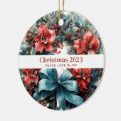 Kiefernkranz mit roten Blume und Holly Keramik Ornament (Links)