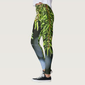 Kiefernnadeln mit Kiefer Leggings (Links)