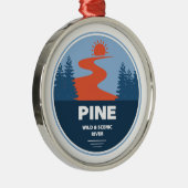 Kiefernwald und Landschaftlicher Fluss Ornament Aus Metall (Rechts)