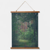 Kiefernwaldweg Wandteppich Mit Holzrahmen (Vorderseite)