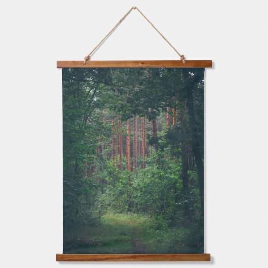 Kiefernwaldweg Wandteppich Mit Holzrahmen (Vorderseite)