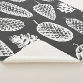 Kiefernzapfen handgezeichnetes nahtloses Muster. b Sherpadecke (3/4)