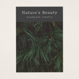 Kiefernzweige, die Schmuckausweis-Karte verdienen