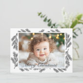 Kiefernzweige Personalisiertes Foto Weihnachten (Stehend Vorderseite)