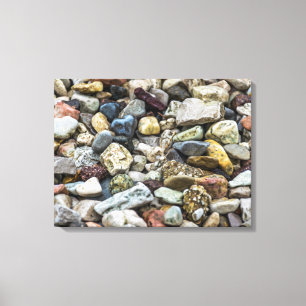 Kies am Strand nahe Leinwand drucken