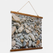 Kiesel an der Küste Wandteppich Mit Holzrahmen (Gewinkelt)