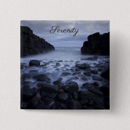 Kiesel und Felsen entlang der Küste des Ozeans Button (Vorderseite)