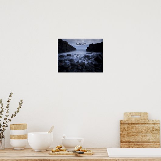 Kiesel und Felsen entlang der Küste des Ozeans Poster (Küche)