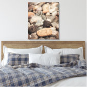 Kieselsteine am Strand Leinwanddruck (Insitu (Schlafzimmer))