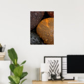 Kieselsteine mit Wassertropfen Poster (Heimbüro)