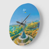 Kiew, Ukraine - Mutter Ukraine Denkmal Große Wanduhr (Winkel)
