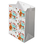 Kiff and Barry Holiday Mittlere Geschenktüte (Vorderseite Schrägansicht)