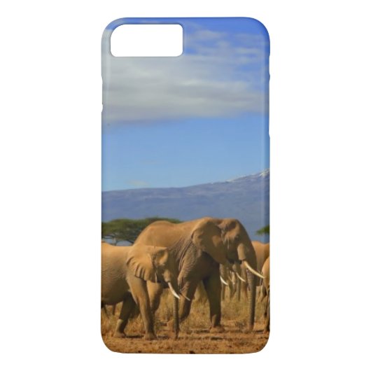Kilimanjaro und Elefanten Case-Mate iPhone Hülle (Rückseite)