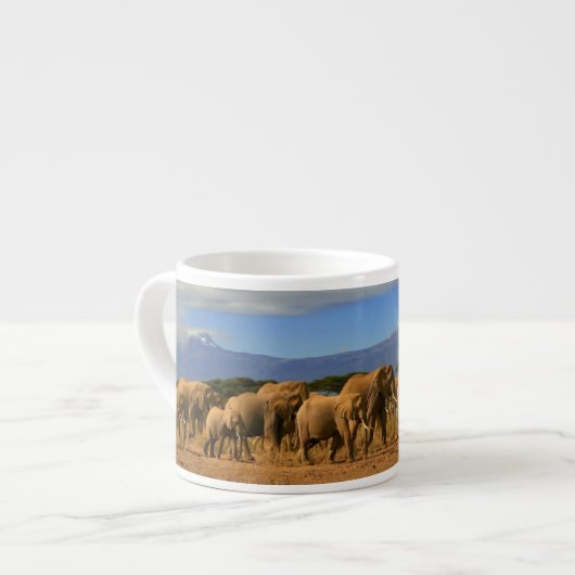 Kilimanjaro und Elefanten Espressotasse (Vorderseite Links)