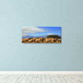 Kilimanjaro und Elefanten Leinwanddruck (Insitu (Holzboden))