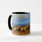 Kilimanjaro und Elefanten Tasse (Vorderseite Links)