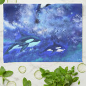 Killer Wale auf Vollmond Blue Kitchen Handtuch (Gefaltet)