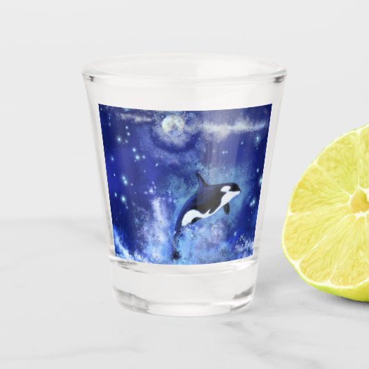 Killer Whale auf blauem Vollmond-Schießglas Schnapsglas (Vorderseite)